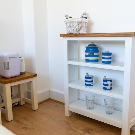 Trethvor House Ensuite Double Room With Free Parking In Quiet Residential Area Padstow Kültér fotó