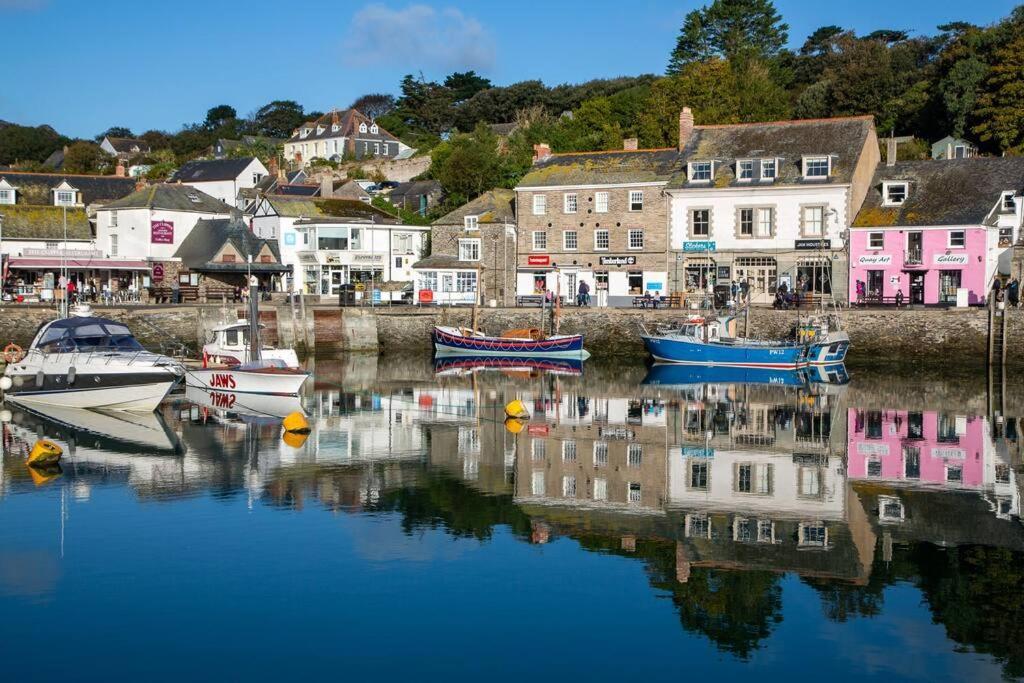 Trethvor House Ensuite Double Room With Free Parking In Quiet Residential Area Padstow Kültér fotó