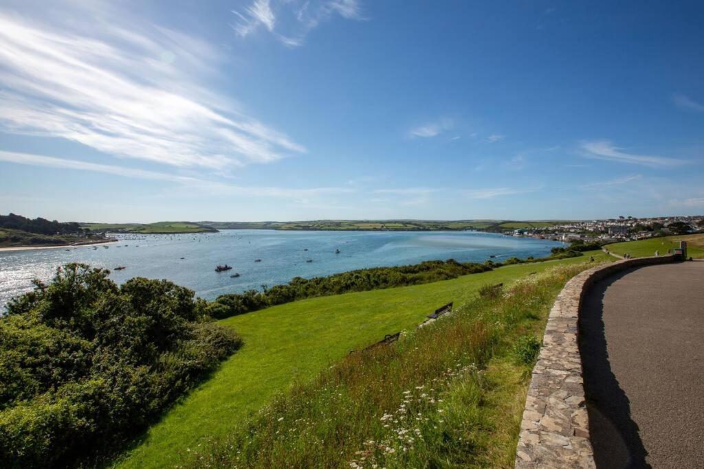 Trethvor House Ensuite Double Room With Free Parking In Quiet Residential Area Padstow Kültér fotó
